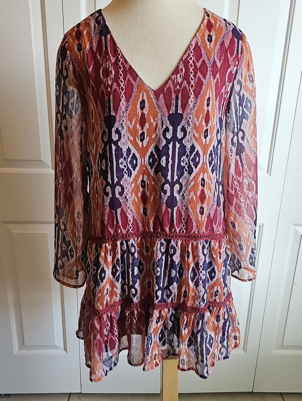 Sadie & Sage Boho V-Neck Tiered Women’s Dress IKAT print Multi-Color. Sm